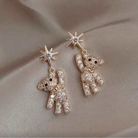 Little Gold Bear With Star Pattern Stud Earrings - Picture 3 of 3
